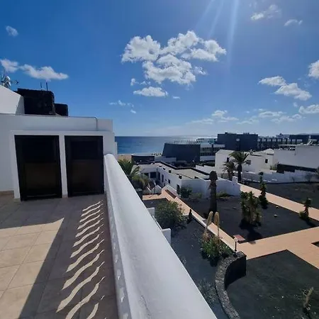 B16 Caleton Blanco 公寓